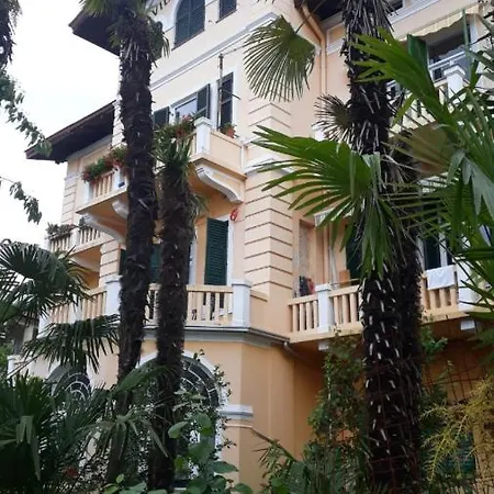 Salus, Buchholz, Apartment Opatija